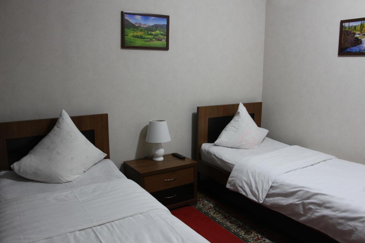 Hotel Avesto Tashkent Bagian luar foto