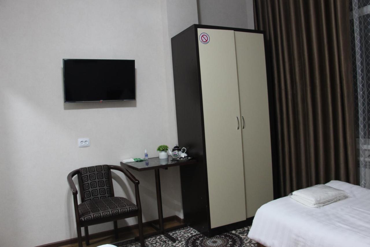 Hotel Avesto Tashkent Bagian luar foto