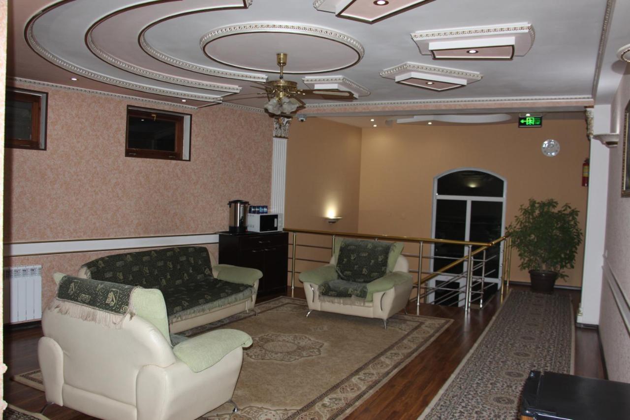 Hotel Avesto Tashkent Bagian luar foto