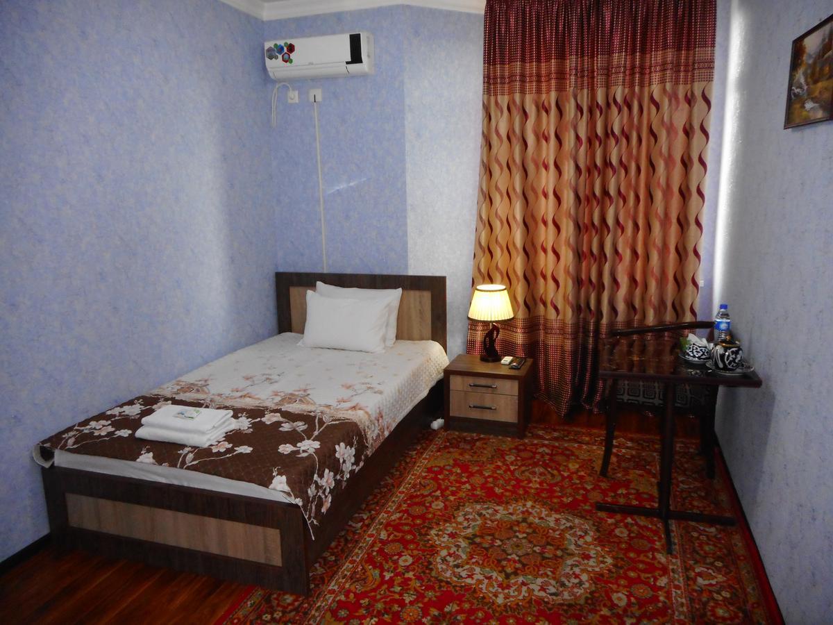 Hotel Avesto Tashkent Bagian luar foto