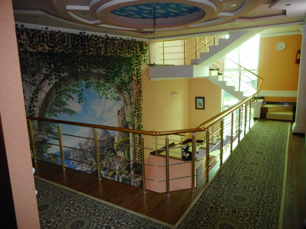 Hotel Avesto Tashkent Bagian luar foto